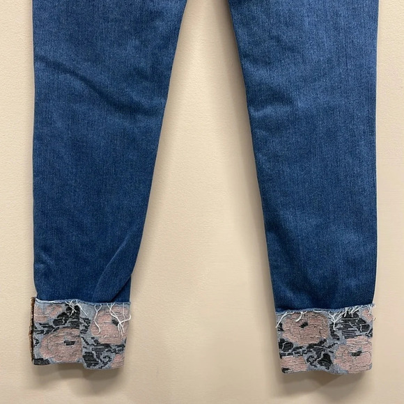 LOFT made and loved Modern Skinny Jean Floral Embroidered Cuff 26/2 - Picture 7 of 15